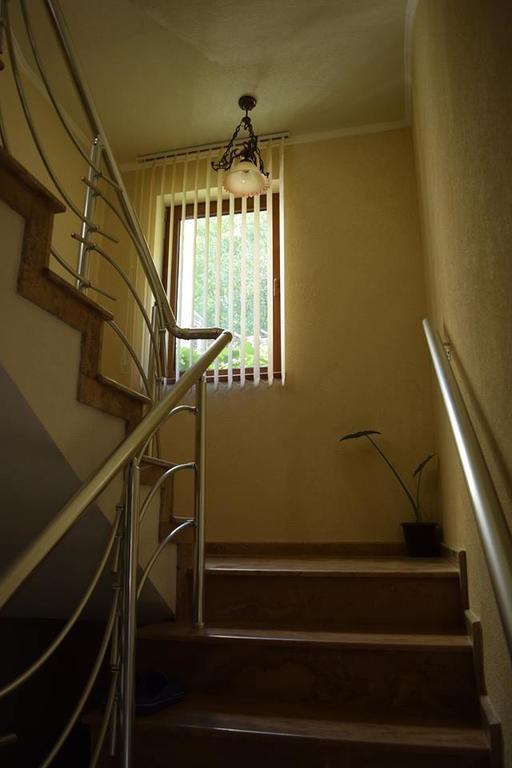 Guest Rooms Profirov Slatograd Exterior foto