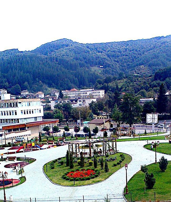 Guest Rooms Profirov Slatograd Exterior foto