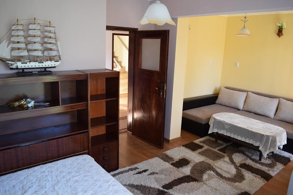 Guest Rooms Profirov Slatograd Exterior foto